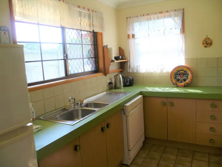 Fifth view of Homely house listing, 2 Bass Place, Cleveland QLD 4163
