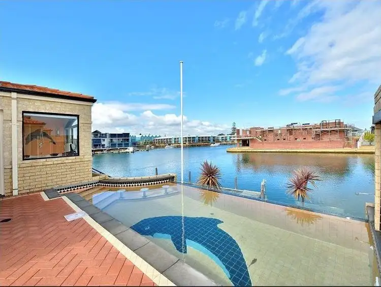Fifth view of Homely house listing, 26 Genevieve Court, Halls Head WA 6210