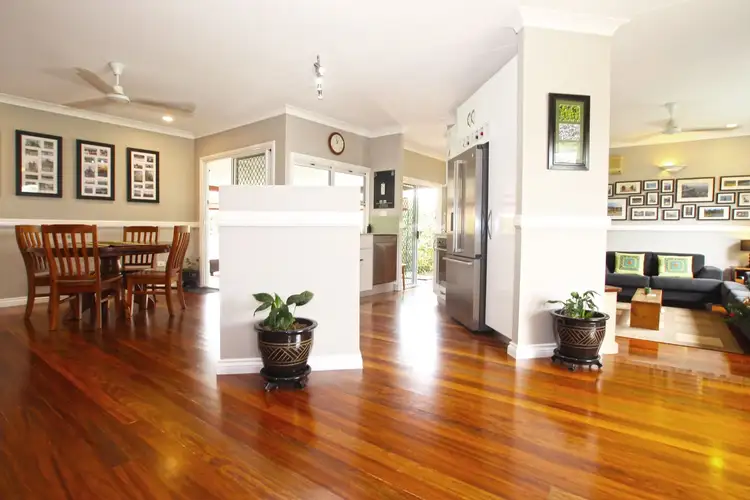 10 Greenford Close, Brinsmead QLD 4870