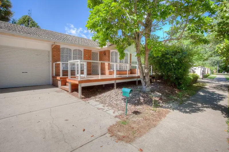 Main view of Homely unit listing, 20 Wood Street, Bright VIC 3741