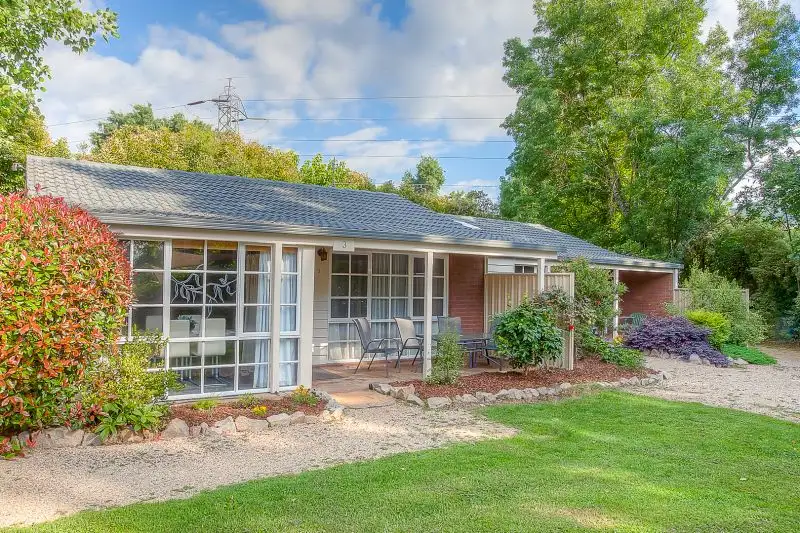 Main view of Homely unit listing, Lot 4/14 Gavan Street, Bright VIC 3741