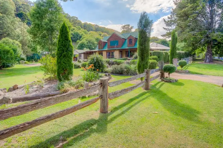 49 Williams Road, Wandiligong VIC 3744