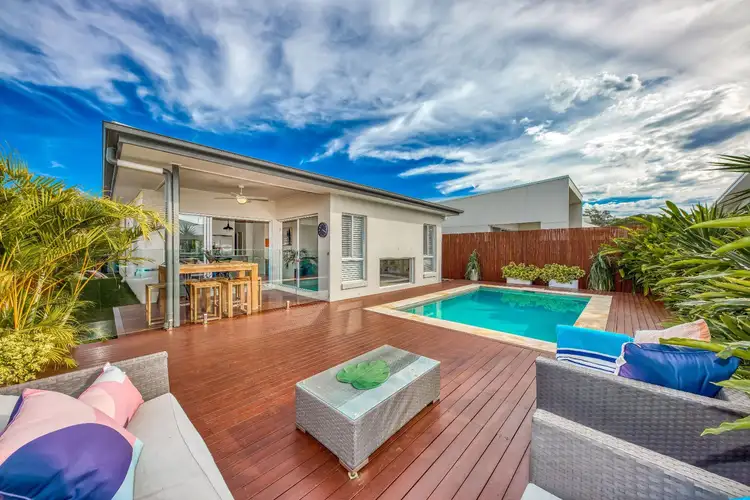 15 Bayou street, Birtinya QLD 4575