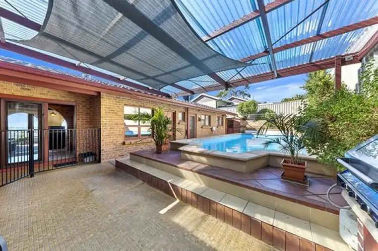 1 Warri Parri Drive, Flagstaff Hill SA 5159