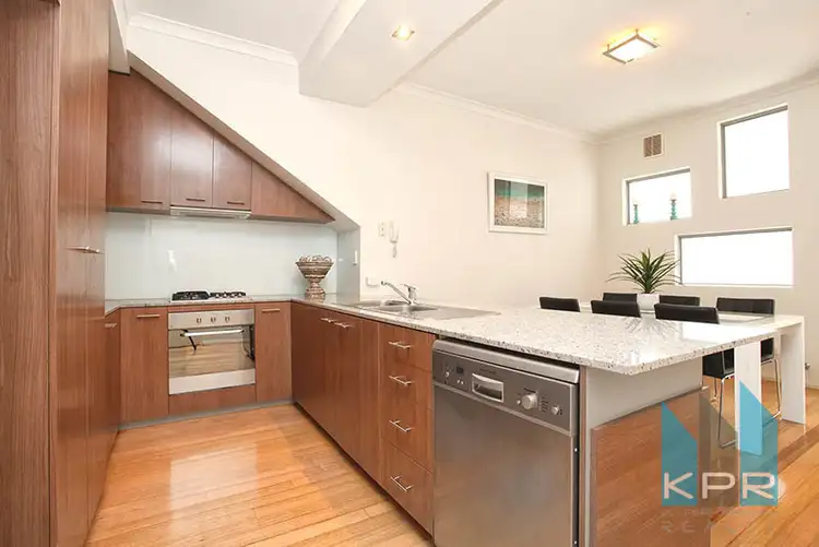 2/15 Kadina Street, North Perth WA 6006