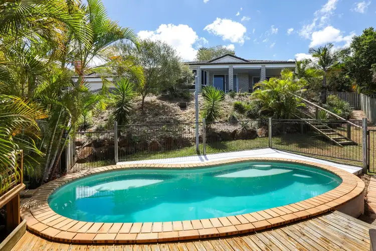 5 Gould Place, Pacific Pines QLD 4211