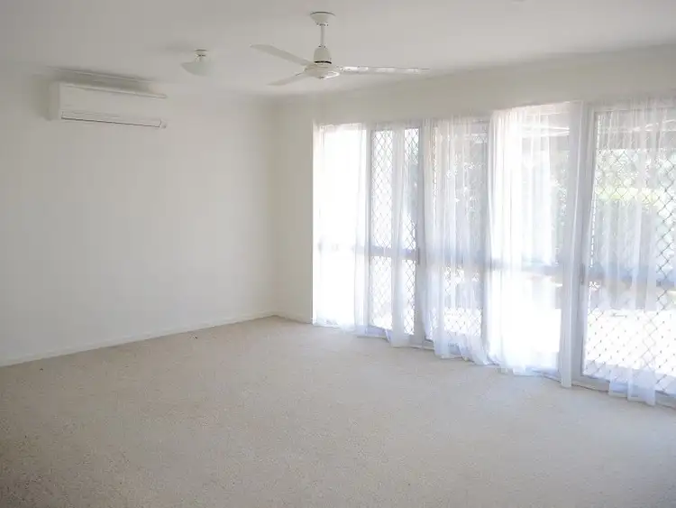 Fifth view of Homely house listing, 1/10 Spinnaker Drive, Sandstone Point QLD 4511