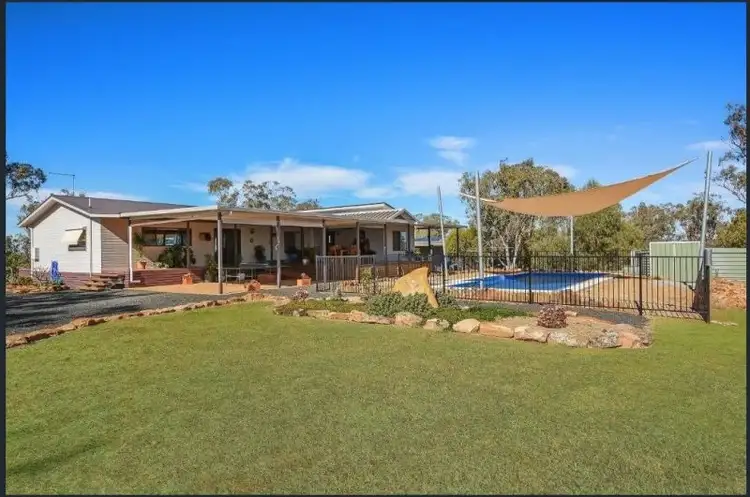 481 Quia Station Road, Emerald Hill NSW 2380