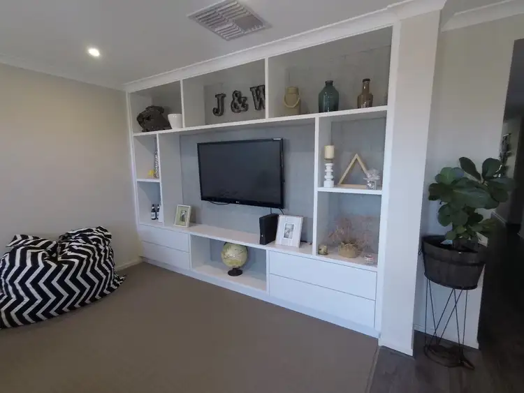 Second view of Homely house listing, 8 Daisy Street, Huntly VIC 3551