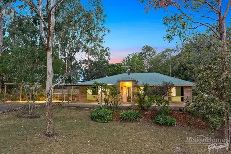 9 CLOVER CT, Gleneagle QLD 4285