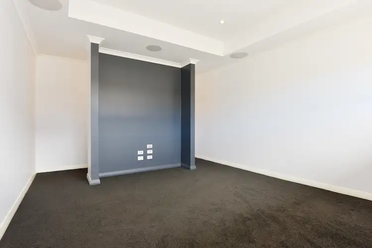 Seventh view of Homely house listing, 10 Satellite Close, Mckail WA 6330