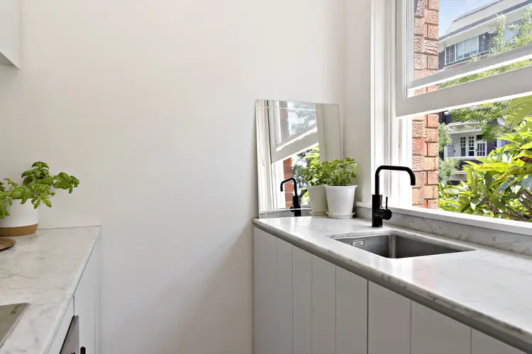 Fifth view of Homely studio listing, 10/21 St Neot Avenue, Potts Point NSW 2011