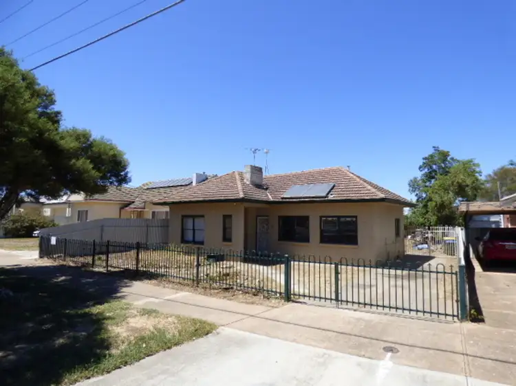 28 King street, Pennington SA 5013