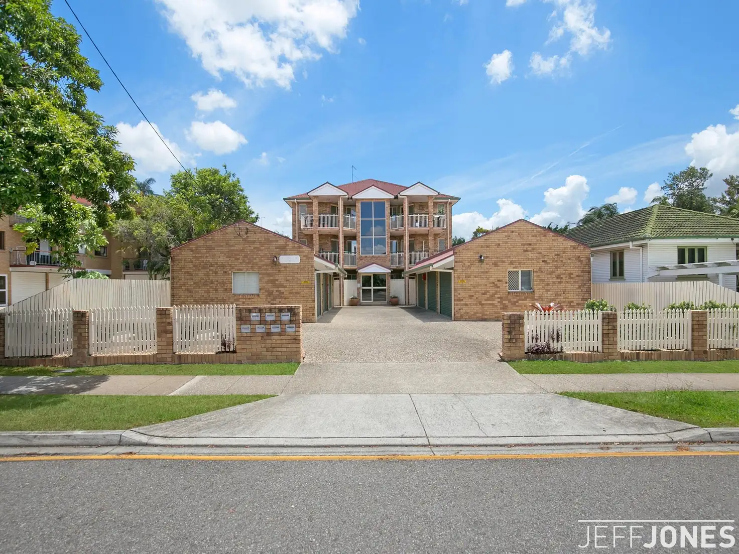 Main view of Homely unit listing, 1/21 Earl Street, Greenslopes QLD 4120