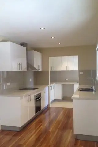 3 Russell St, Campbelltown NSW 2560