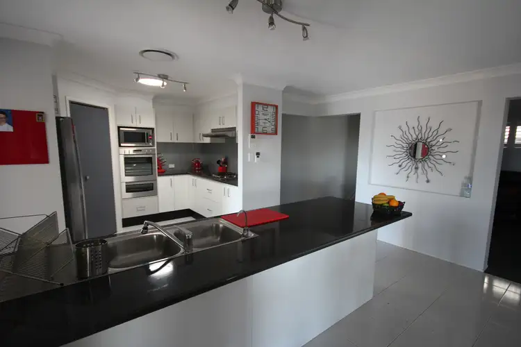 Fifth view of Homely house listing, 8 Kimberley Place, Macquarie Hills NSW 2285