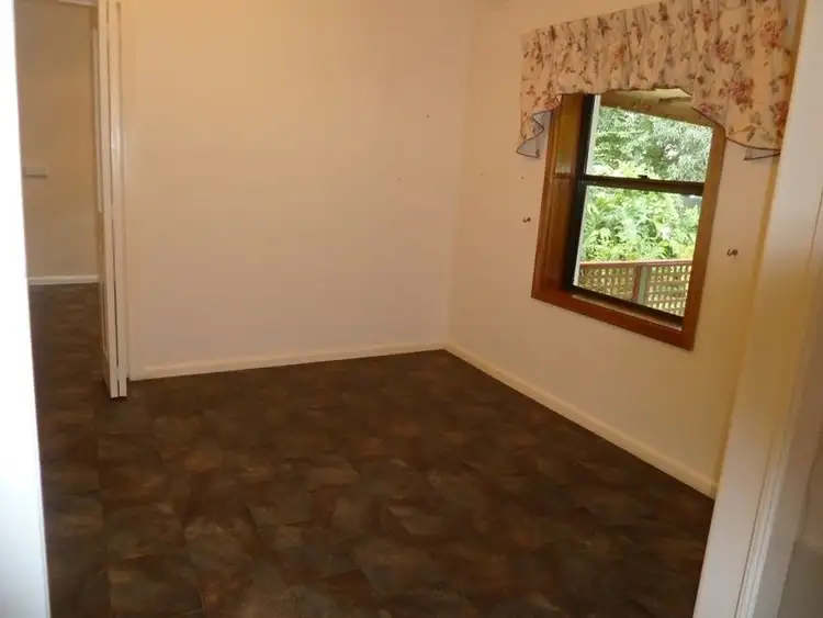 Sixth view of Homely house listing, 5 Laslett Street, Mount Gambier SA 5290