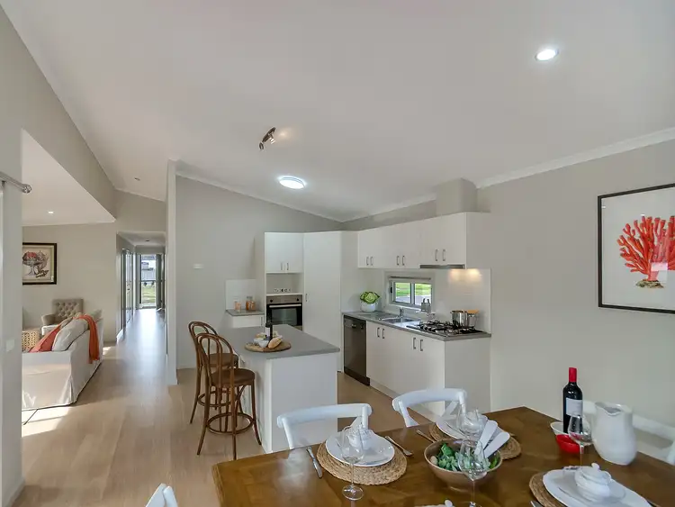 Third view of Homely retirement listing, 32/7 Catherine Crescent, Lavington NSW 2641