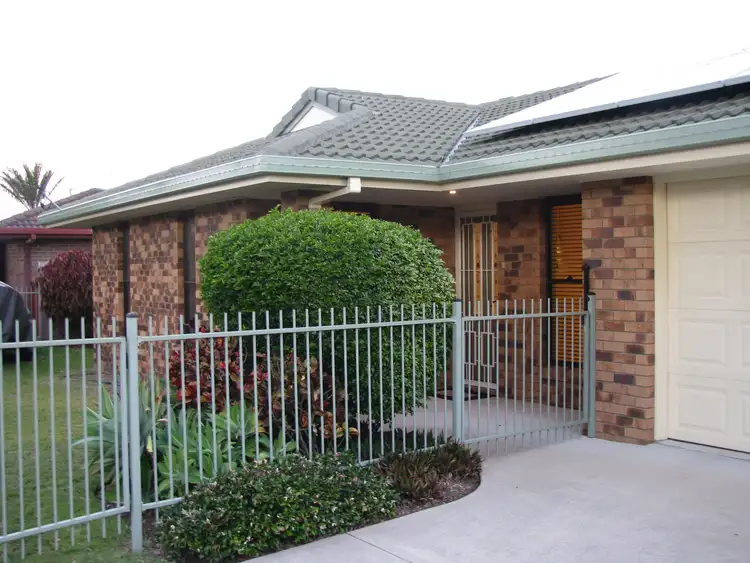 11 Spinnaker Boulevard, Wurtulla QLD 4575