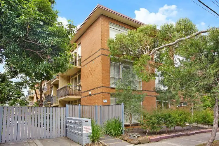 3/23 Robe Street, St Kilda VIC 3182