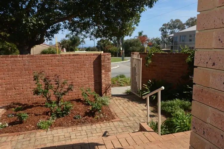 Fifth view of Homely house listing, 100 Grand Promenade, Doubleview WA 6018