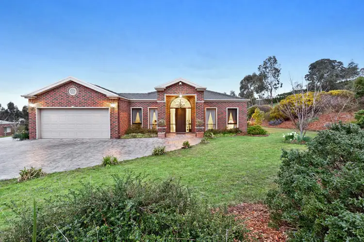 9 Thomson Park Drive, Whittlesea VIC 3757