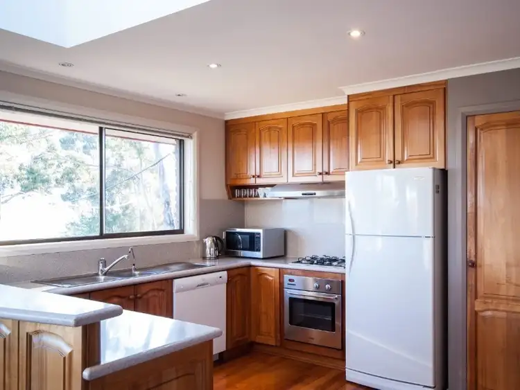 Fifth view of Homely house listing, 10 Robin Court, Lindisfarne TAS 7015