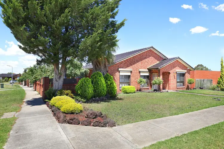 Second view of Homely house listing, 6 Buna Way, Keilor Downs VIC 3038