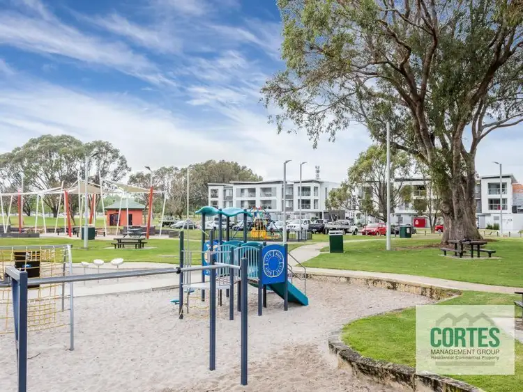 22 Westralia Gardens