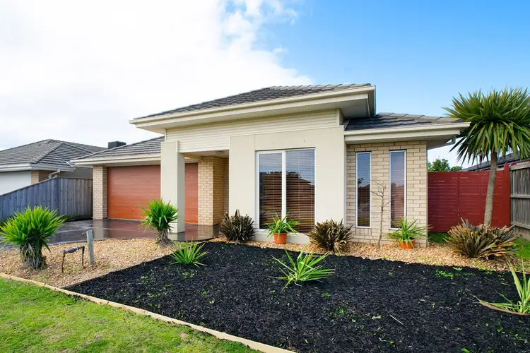 7 Carinya Court, Cranbourne North VIC 3977