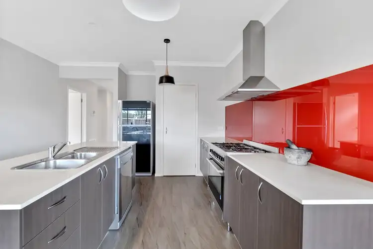 62 Gregson Grove, Lyndhurst VIC 3975