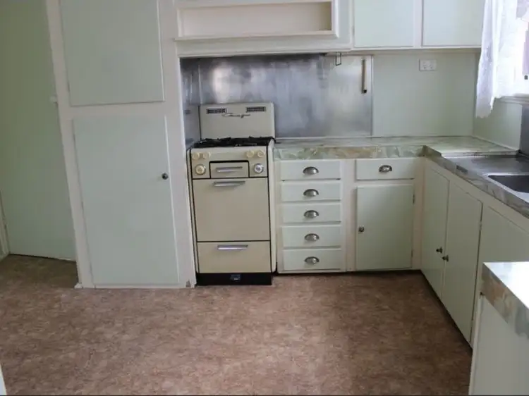 Fifth view of Homely house listing, 11 Swanlea Avenue, Benalla VIC 3672