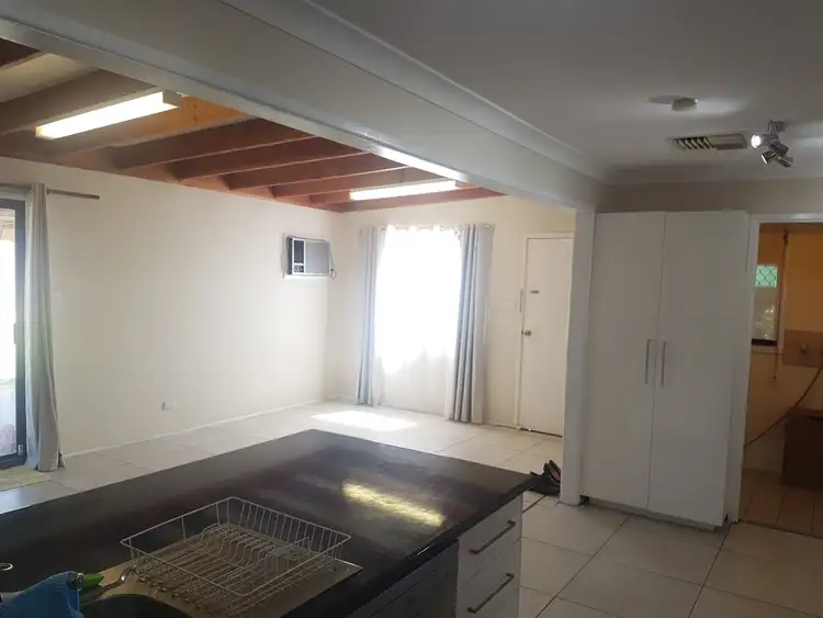 Sixth view of Homely house listing, 8 Sunset Way, Dubbo NSW 2830