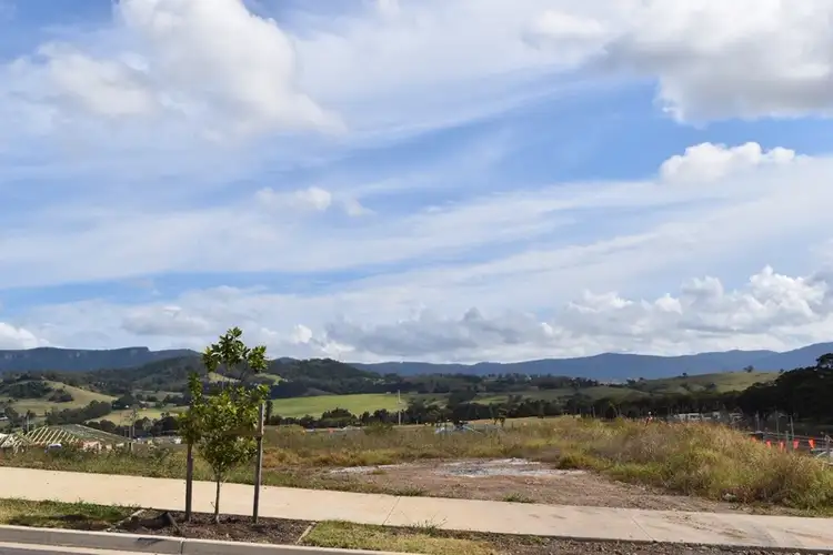Lot 2791 8 Oak Farm Road, Calderwood NSW 2527