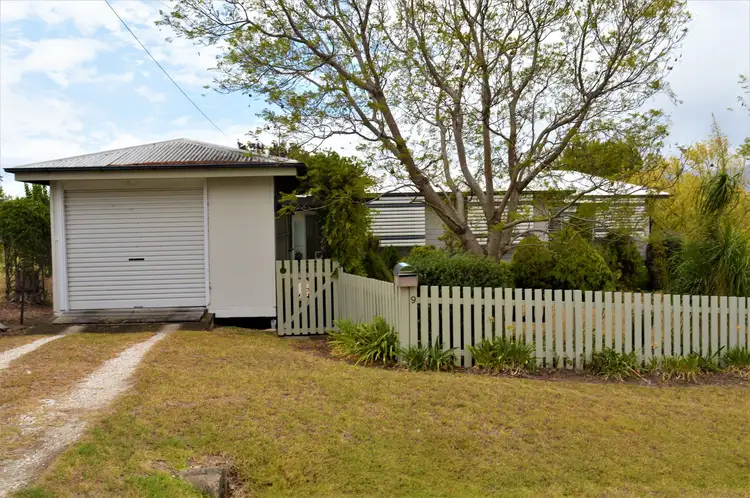 9 Olive Street, Killarney QLD 4373