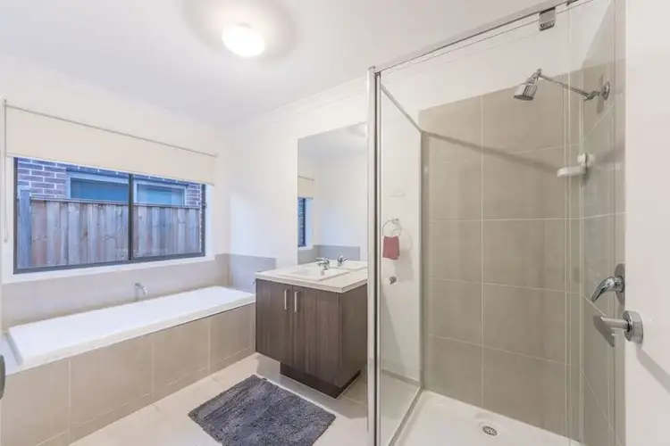 Fifth view of Homely house listing, 32 CRADLE AVENUE, Clyde VIC 3978