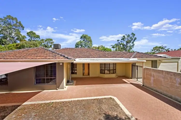 Second view of Homely house listing, 4 Clifford Way, Bull Creek WA 6149