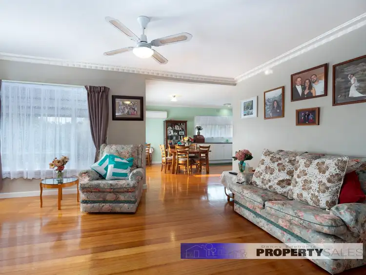 18 Ford Avenue, Newborough VIC 3825