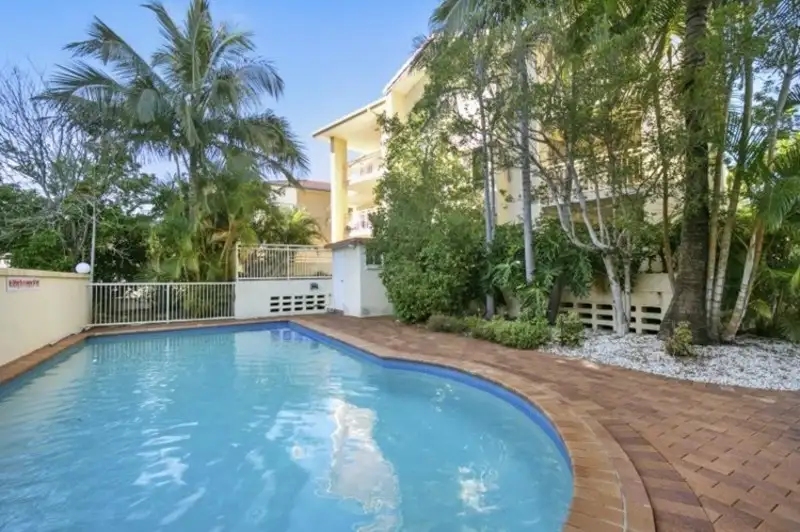 Main view of Homely unit listing, 4/36 Alexandra Avenue, Mermaid Beach QLD 4218