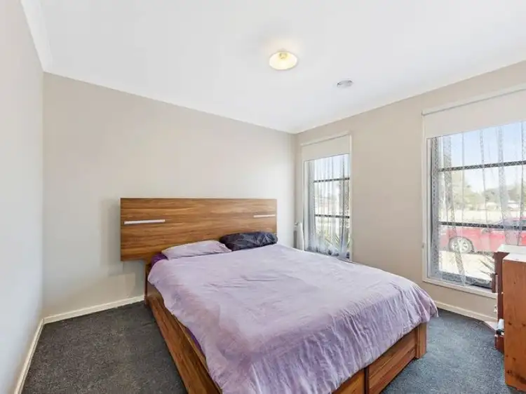 Sixth view of Homely house listing, 15 Vantage Green, Beveridge VIC 3753