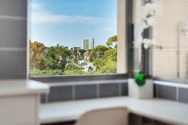Fourth view of Homely studio listing, 508/74-76 Roslyn Gardens, Elizabeth Bay NSW 2011