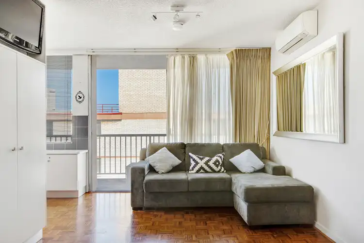 Sixth view of Homely studio listing, 508/74-76 Roslyn Gardens, Elizabeth Bay NSW 2011