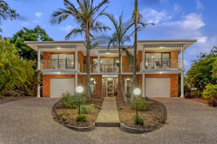 7 Pearra Place, Chapel Hill QLD 4069
