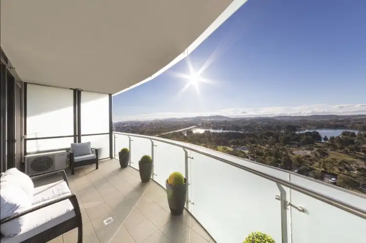 295/1 Anthony Rolfe Avenue, Gungahlin ACT 2912