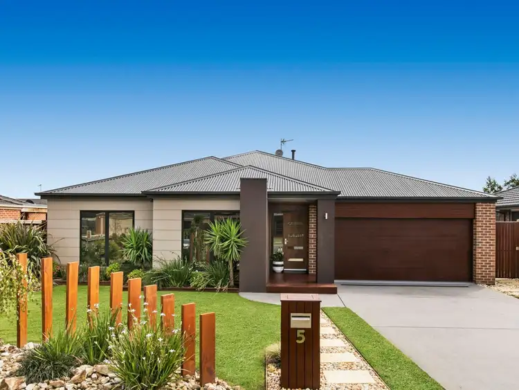 5 Wood Lawn Boulevard, Yarragon VIC 3823