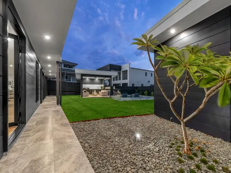Second view of Homely house listing, 5 Mckie Crescent, Cannon Hill QLD 4170
