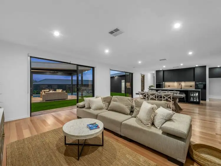 Sixth view of Homely house listing, 5 Mckie Crescent, Cannon Hill QLD 4170