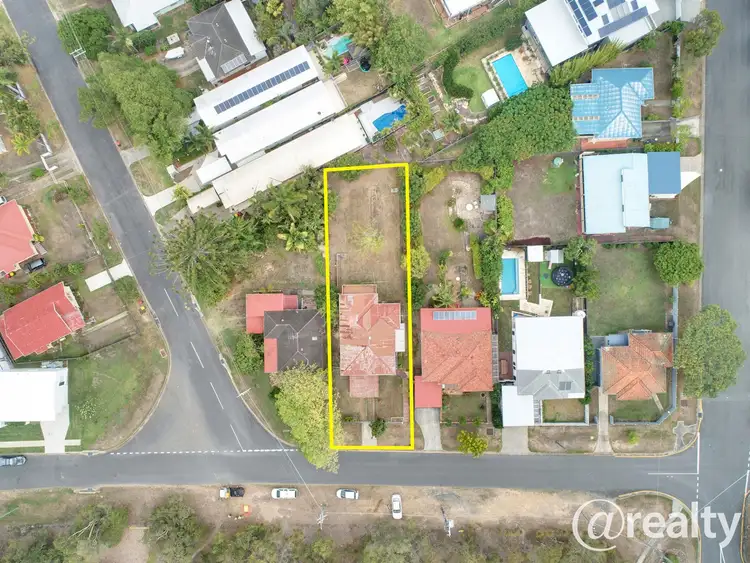 7 D'Arcy Road, Norman Park QLD 4170