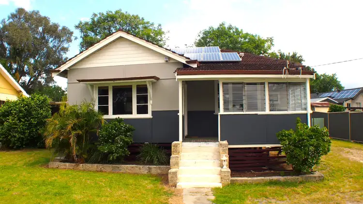 198 Clayton St, Koongamia WA 6056