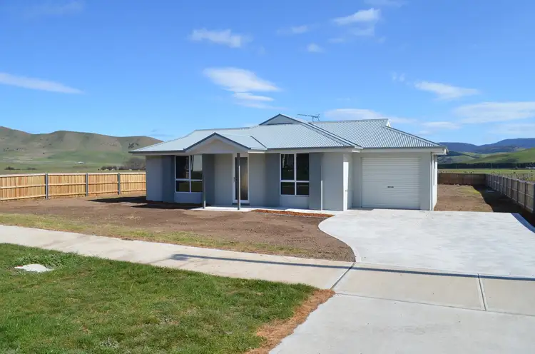 16 Burnett Street, Kempton TAS 7030